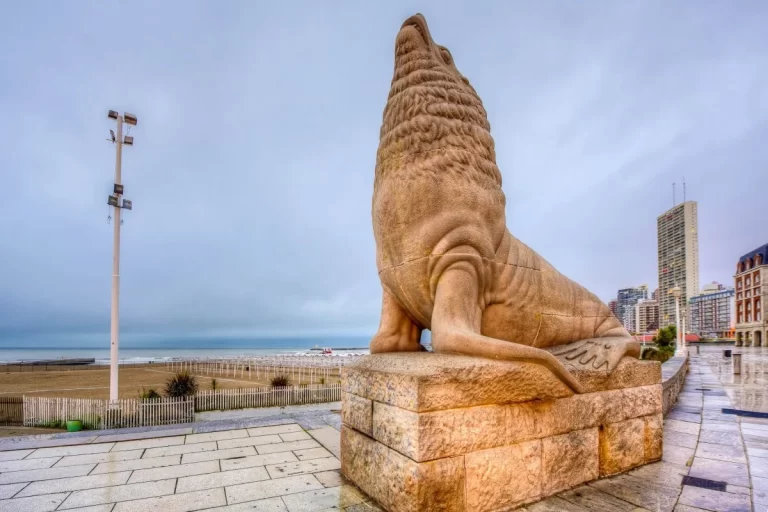 Estatua del Lobo Marino en Mar del Plata