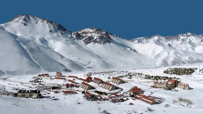 Foto panorámica del Centro de Esquí de Las Leñas
