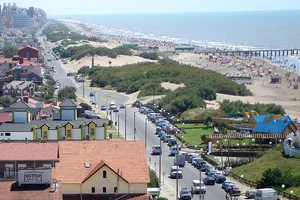 Imagen aérea de la ciudad de Mar de Ajó